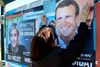 Onsdag aften tørner Marine Le Pen og Emmanuel Macron sammen i en debat, som forventes at lokke rekordmange franskmænd til skærmene. Foto: Bob Edme/AP