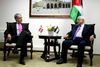 Mogens Lykketoft sammen med det palæstinensiske selvstyres præsident, Mahmoud Abbas.