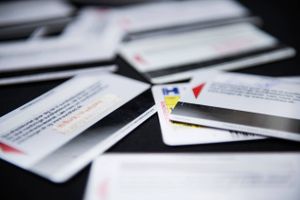 Cpr-systemet bør erstattes af et system, der beskytter borgernes private data, lyder anbefalingen i en ny rapport.