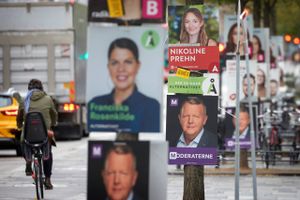 Senest otte dage efter valgdagen skal samtlige valgplakater hives ned. Ellers venter der politikerne en bøde.