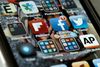 I rækken af apps med socialt indhold skal vi nu vænne os til en ny: Sobrr. Foto: AP/Evan Vucci