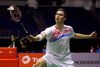 "Det er umuligt at sige noget om All England lige nu, men jeg vil selvfølgelig gøre alt for at komme mig så hurtigt som muligt," siger Viktor Axelsen. Foto: Vincent Phoon/AP