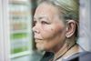 »Man står med en helvedes masse spørgsmål, også fordi man er i tvivl om, om det er rigtigt, det man tolker,« siger den 43-årige Eva Rachel Diedrichsen, der i sin e-journal kunne læse, at hun havde fået kræft.