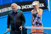 Piotr Wozniacki har flere gange overladt træningen af sin datter til andre, men er altid vendt tilbage, så lystfiskeriet må vente lidt endnu. Foto: Bernat Armangue/AP