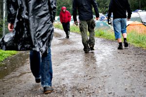 Festivalgæster kan se frem til en våd dag med risiko for torden.