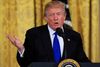 Trump vil gerne beklage, siger han. Det sker 58 dage efter, at han delte videoerne. Foto: Manuel Balce Ceneta/AP