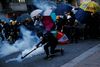 Tusinder protesterede i weekenden i Hongkong mod en ny kinesisk sikkerhedslov. Foto: Edgar Su/Reuters