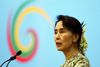 Aung San Suu Kyi har titel af særlig statsrådgiver, men opfattes som den reelle leder af Myanmar. Hun kommenterer sjældent direkte på udviklingen i landet, men kalder jævnligt fordømmelserne af Myanmar for uretfærdige. Arkivfoto: AP