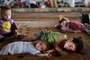 I Syrien, hvor den brutale borgerkrig har raset siden 2011, er over tre millioner mennesker flygtet ud af landet. Over halvdelen er børn.