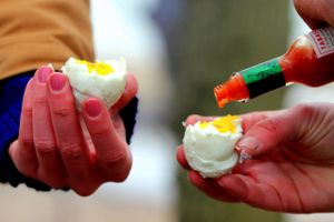Ægget er en vigtig del af påskens traditioner: De koges, gemmes, dekoreres og spises i chokoladeform over hele landet. Her er tre sjove aktiviteter til helligdagene. 