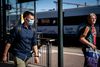 Mundbind i gadebilledet i myldretiden ved Ringsted Station, fredag den 31. juli 2020. Sundhedsstyrelsen anbefaler nu, at passagerer bruger mundbind, når der er trængsel i den kollektive trafik.. (Foto: Mads Claus Rasmussen/Ritzau Scanpix)