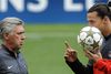 Paris Saint-Germains træner Carlo Ancelotti i selskab med klubbens svenske stjerneangriber Zlatan Ibrahimovic.