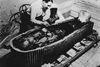 Den britiske arkæolog Howard Carter fandt i 1922 Tutankhamons gravkammer, og det fund var i høj grad med til at gøre Egypten til et rejsemål for turister fra hele kloden. Foto: AP