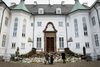 Efter prins Henriks død, den 13. februar 2018, voksede blomsterhavet ved Marselisborg Slot. Foto: Tanja Carstens Lund