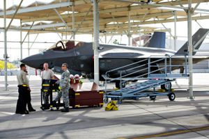 USA har midlertidigt standset inspektion og levering af F-35-kampfly. Forsvaret har nu delt de første informationer om perspektivet for det danske luftvåben.