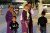 I oasebyen Kashgar er indbyggerne hovedsageligt fra det uighuriske folkeslag, der kulturelt, religiøst, sprogligt og af udseende er markant anderledes end hankineserne, Kinas dominerende befolkningsgruppe. Uighurerne klager over hård undertrykkelse fra det kinesiske styres side, og voldelige sammenstød og terrorangreb har de sidste år kostet hundredvis livet. Foto: Martin Gøttske