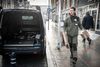 Torsten Lund Frandsen samler affald ind hos 25 butikker og mindre erhvervsdrivende. Foto: Christian Lykking