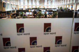En erhvervsmand er tiltalt for at have hvidvasket et stort millionbeløb i Spar Nord Bank. Banken har af Finanstilsynet fået en stribe påbud for i samme periode ikke at have tilstrækkelige foranstaltninger mod hvidvask. 