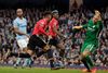 Manchester Uniteds Paul Pogba (midten, nummer 6) førte an i sit holds store comeback i anden halvleg mod Manchester City. Franskmanden scorede både til 1-2 og senere på et hovedstød til 2-2. Foto: Matt Dunham