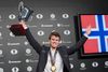 Det er tredje gang i træk, at Carlsen kan lade sig hylde som verdensmester. Foto: Mary Altaffer/AP