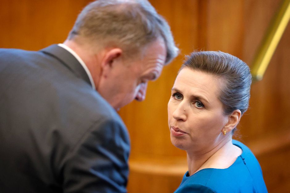 Mette Frederiksen bakker op om en forlængelse til Stoltenberg som Natos generalsekretær, siger hun.