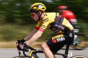 Jonas Vingegaard vandt torsdagens etape i Criterium du Dauphiné og er ny mand i den gule førertrøje.