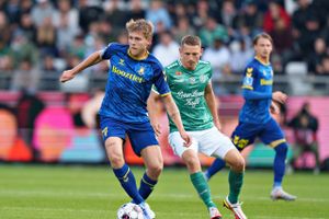 Brøndby IF skriver i fondsbørsmeddelelse, at man er i dialog med investorer, men ikke hvor tæt et salg er på.