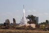 Hamas affyrer mange raketter mod Israel, men mange af dem er meget upræcise og kan fremstilles af simple midler fra husholdningen, siger militær analytiker.