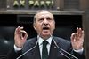 Recep Tayyip Erdogan opfatter sig efter manges mening som en landsfader, der bedst af alle ved, hvad der er godt for Tyrkiets mere end 70 mio. indbyggere. Arkivfoto: AP