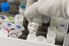 AstraZeneca udvikler vaccinekandidaten i samarbejde med Oxford University. Foto: AFP.