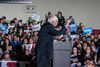 Ikke mindst Donald Trump og Bernie Sanders har øget interessen for kampen om at blive USA’s næste præsident. Sanders appellerede til politisk revolution mod milliardærerne. Foto: Anne Hollande.