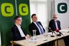 Naser Khader stiller op for det Konservative Folkeparti i Østjylland. Fra venstre er det Bo Zacher Nielsen, Naser Khader og Lars Kjær ved et pressemøde i det konservative partikontor i Aarhus.