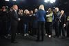 Statsministerkandidaterne Helle Thorning-Schmidt (S) og Lars Løkke Rasmussen (V) mødes til ”Topmøde” på TV 2. Hun er i centrum, som hun er det i de udenlandske medier. Løkke er ret ukendt uden for landets grænser. Arkivfoto: Carsten Bundgaard