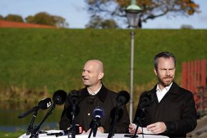 Ahmed Samsam afsoner fængselsstraf for at tilslutte sig terrorgruppe, men var ifølge medier dansk agent.