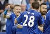 Efter fem minutter lagde Andy King en følt pasning ind mod Jamie Vardy, der flugtede bolden i nettet til sin 23. ligascoring.