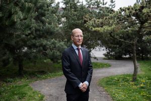 Trods heftig debat har de negative renter endnu ikke for alvor fået danskerne til at trække penge ud fra indlånskontoen.