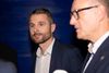 Valgnatten i Aarhus endte med et markant nederlag til Venstre. Partiets politiske leder Christian Budde fastslog på et pressemøde tidligt onsdag morgen, sammen med bl.a. den konservative leder Steen Stavnsbo (th.), at mange deler ansvaret for nederlaget. Foto: Mads Andreas Frost