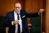 DF's finansordfører, René Christensen, vil have udvidet muligheden for at gå på seniorpension i forhandlingerne om regeringens store valgløfte, en ret til at gå på tidlig pension. Foto: Jens Dresling