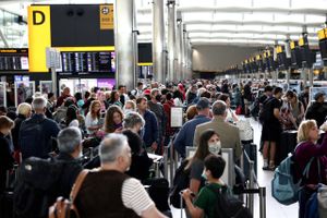 Køer, forsinkelser og aflysninger. Der er kaotiske tilstande i mange af de største europæiske lufthavne denne sommer, men nye tal afslører, at der er stor forskel på hvordan lufthavnene navigerer i kaosset. Få overblikket over de hårdest og mildest ramte lufthavne.