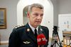Udtalelser fra forsvarschef Peter Bartram har skabt ballade blandt forsvarets ansatte.