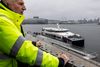 Rederidirektør Carsten Kruse glæder sig med udsigt fra Dokk1 over, at hurtigfærgen nu endelig er indsat på ruten mellem Aarhus Havn og Sælvig. Foto: Joachim Ladefoged