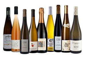 Har vi glemt Alsace de senere år, alt mens vindistriktet har kæmpet for at slippe af med et lettere støvet, identitetsforvirret image? Vist så. Ugens vintest vidner dog om, at Alsace er kommet videre, især hvad angår bæredygtighed og leverancen af stor vin til små priser.