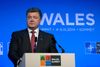 Ukraines præsident Petro Porosjenko fik løfter om bl.a. våbenleverancer på Nato-topmødet i Wales.