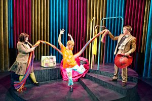 Folketeatrets musikforestilling ”Pippi Langstrømpe” får en følsom nuance, der klæder historien om superpigen og humørsprederen Pippi.