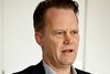 Udenrigsminister Jeppe Kofod har forud for et møde mandag med Folketingets partier erklæret sig parat til at tilpasse tolkeaftalen om hjælp til afghanske ansatte, hvis der viser sig behov for det. Foto: Jens Dresling