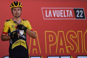 Mads Pedersen blev for tredje etape i træk nummer to i Vueltaen, hvor han denne gang blev slået af Roglic.