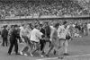 Den alvorlige ulykke på Hillsborough Stadion skete, da alt for mange tilskuere blev lukket ind til kampen mellem Liverpool FC og Nottingham Forest. 96 mistede livet. Arkivfoto: AP