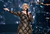 Adele viste klasse som sangerinde i Herning. Men hun demonstrerede ikke samme storform som performer i Boxen som i Forum aftenen før. Arkivfoto: Virginia Sherwood/AP