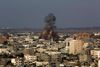 Efter 10 dages våbenhvile og forhandlinger mellem Israel og Hamas i Kairo er freden forbi i Gaza, hvor 19 palæstinensere er blevet dræbt, siden Hamas brød våbenhvilen tirsdag eftermiddag. Foto: Adel Hana/AP