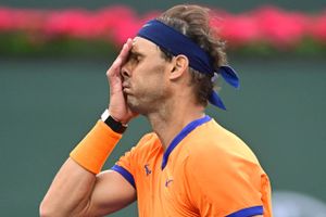 Rafael Nadal havde smerter i brystet i finalenederlag og frygter nu forstyrrende pause inden grussæsonen.